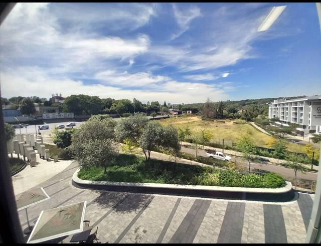 36M² OFFICE TO LET IN GLENADRIENNE